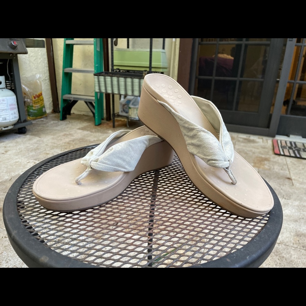 Vionic Wedge Sandals - image 6